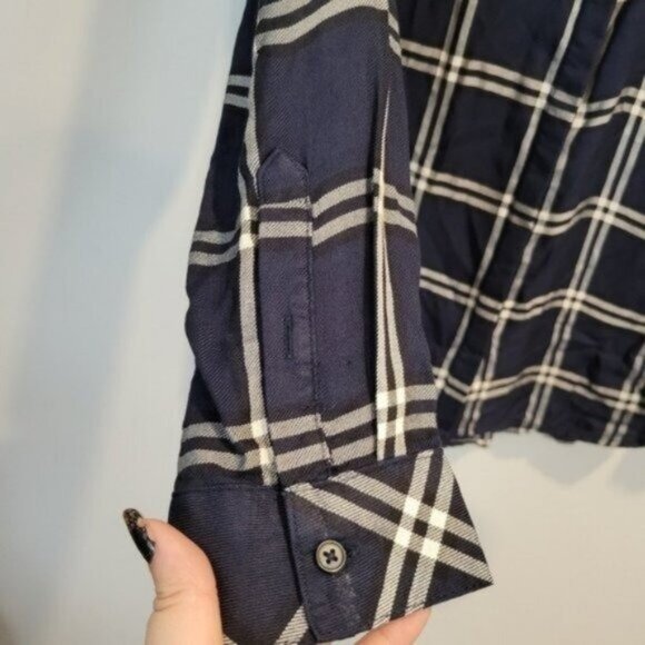 Sonoma | Plaid Button Down Collared Shirt Blue White NWT - Picture 6 of 7